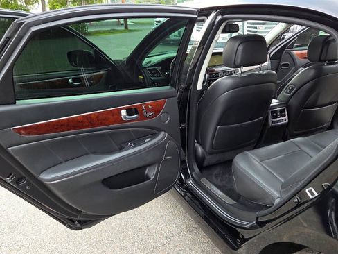 Used 2015 Hyundai Equus Signature RWD image 35