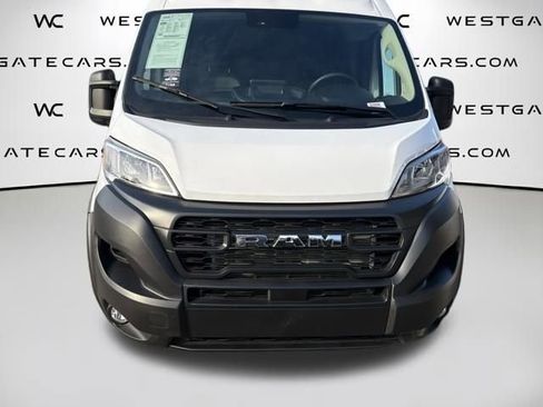 Used 2025 RAM ProMaster 3500 w/ Premium Convenience Group image 2