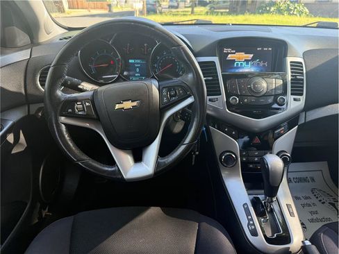 Used 2013 Chevrolet Cruze LT w/ All-Star Edition FWD image 11