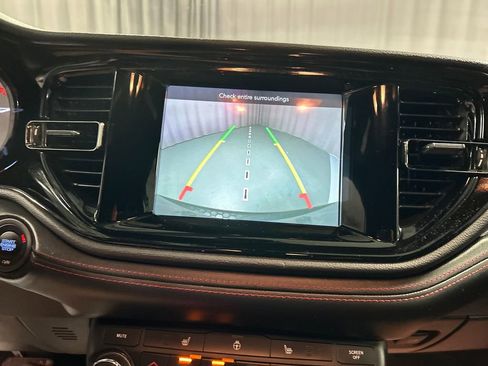 Used 2024 Dodge Durango GT image 18