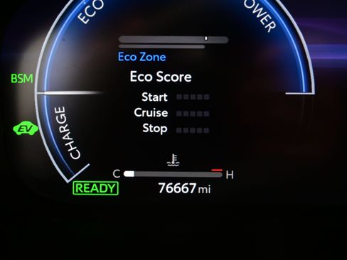 Used 2024 Toyota RAV4 XSE w/ Advanced Technology Package AWD/4WD image 26