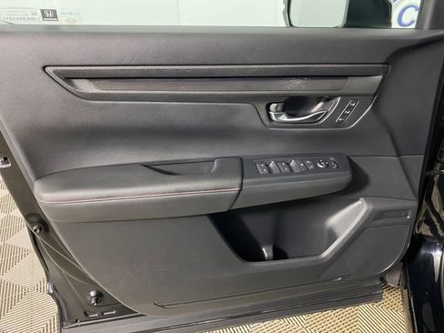 Used 2025 Honda CR-V Sport-L image 12