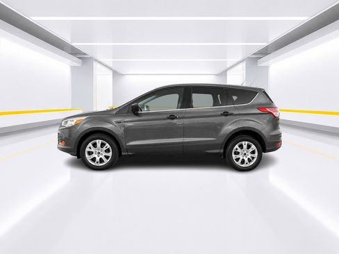 Used 2015 Ford Escape S FWD image 2