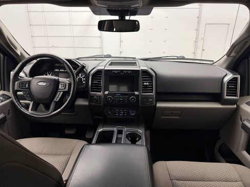 Used 2019 Ford F150 XLT w/ Equipment Group 302A Luxury AWD/4WD image 14