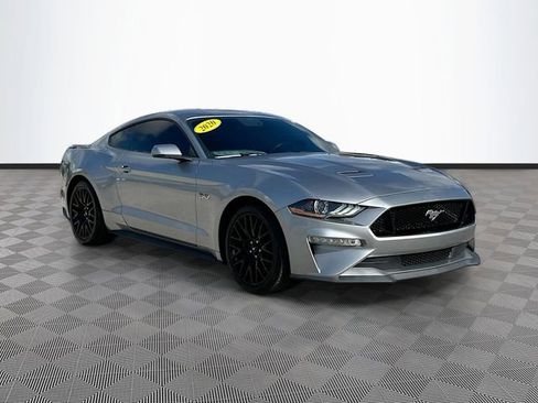 Used 2020 Ford Mustang GT Premium w/ GT Performance Package RWD image 3