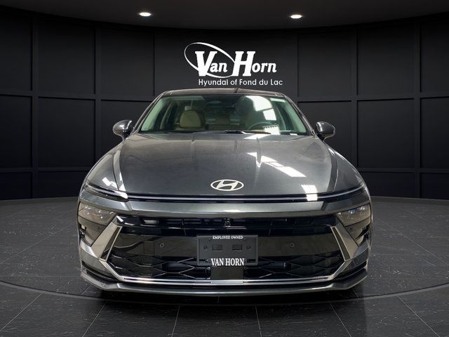 New 2026 Hyundai Sonata Limited FWD image 2