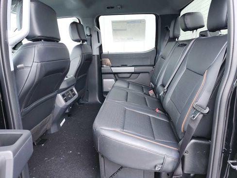 New 2026 Ford F250 Lariat w/ FX4 Off-Road Package image 15