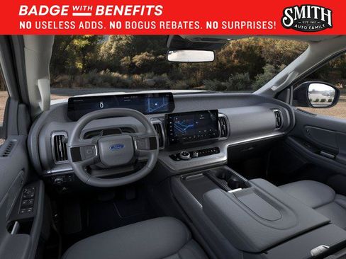 New 2026 Ford Expedition Active AWD/4WD image 10