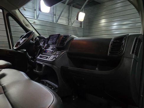 Used 2023 RAM ProMaster 3500 image 16