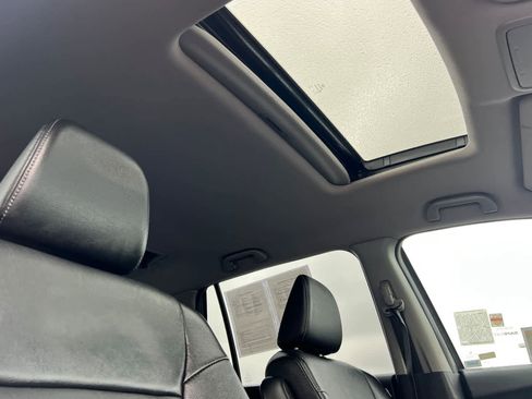 Used 2016 Honda Pilot EX-L image 19