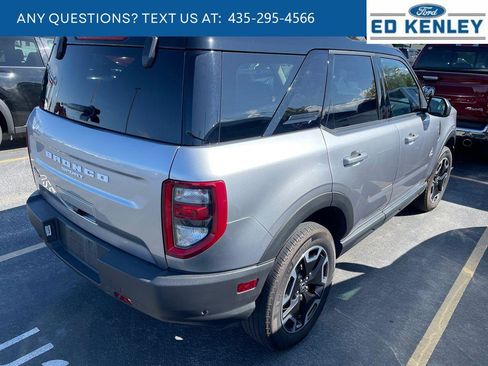 Used 2023 Ford Bronco Sport Outer Banks w/ Tech Package AWD/4WD image 4