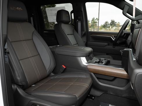 New 2025 Chevrolet Silverado 2500 High Country w/ Technology Package image 39