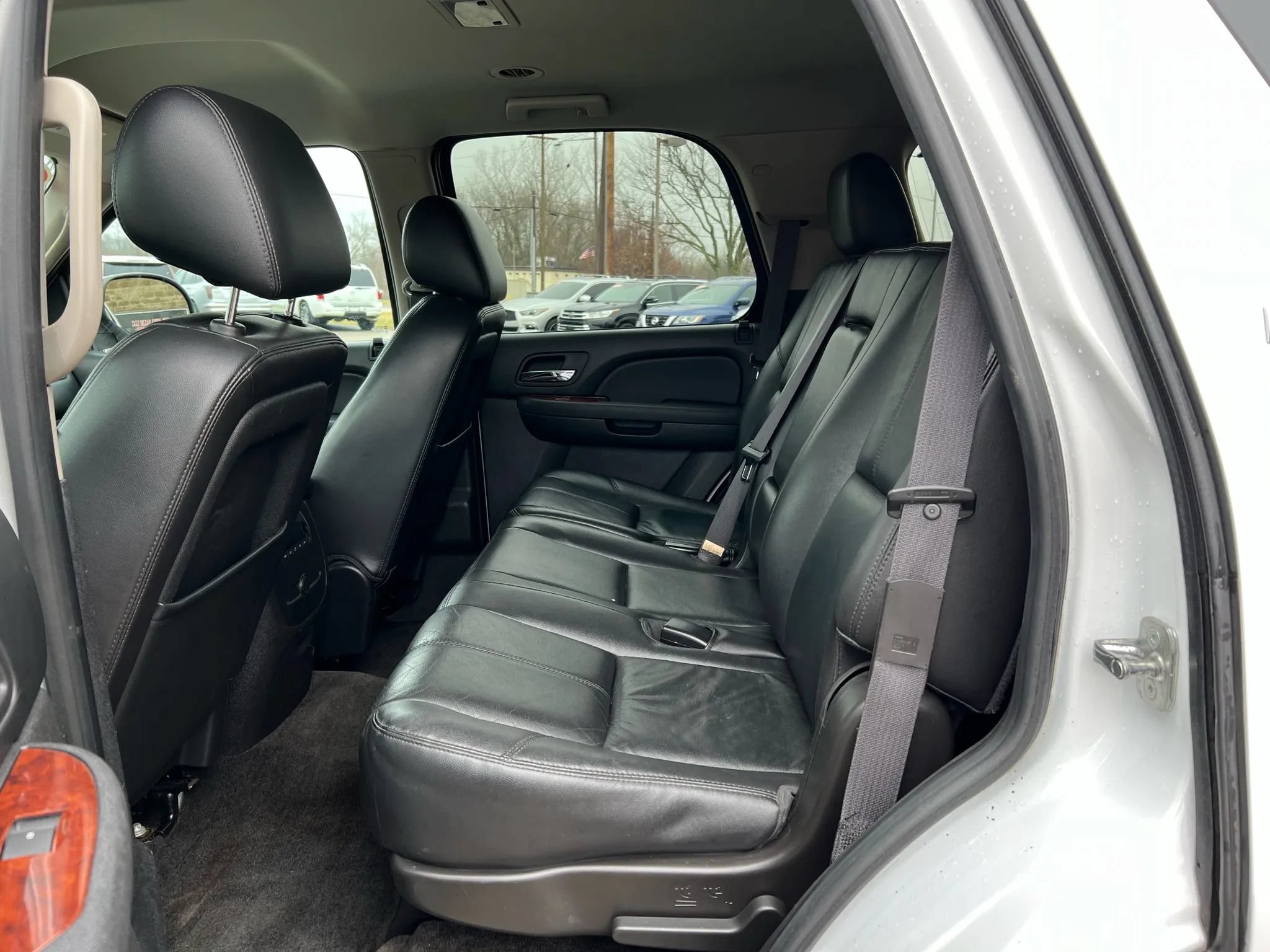 Used 2012 Chevrolet Tahoe LT AWD/4WD image 23