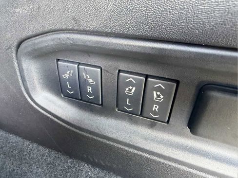 Used 2026 Cadillac Vistiq Sport w/ LPO, Floor Liner Package AWD/4WD image 27