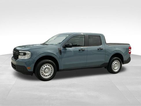 Used 2023 Ford Maverick XL FWD image 3