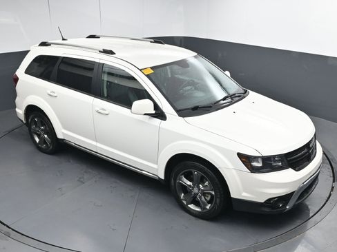 Used 2015 Dodge Journey Crossroad w/ Flexible Seating Group image 32