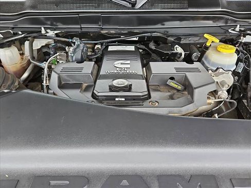 Used 2020 RAM 3500 Laramie w/ Night Edition AWD/4WD image 21