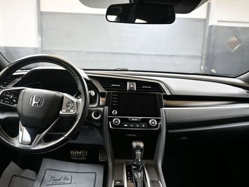 Used 2019 Honda Civic Sport image 21