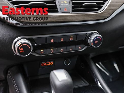 Used 2023 Nissan Altima 2.5 SV FWD image 19