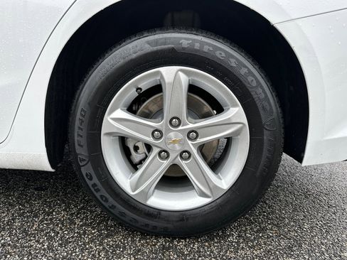 Used 2024 Chevrolet Malibu LT image 19