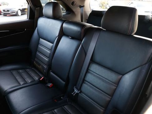 Used 2017 Kia Sorento SX image 11