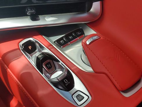 Used 2024 Chevrolet Corvette Z06 RWD image 28