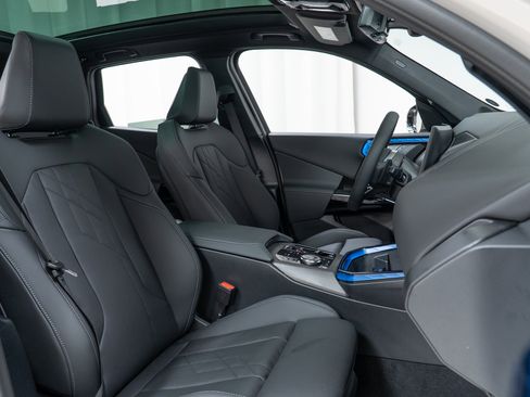 New 2026 BMW X3 xDrive30 w/ Premium Package image 22