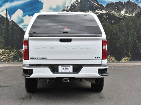 Used 2021 Chevrolet Silverado 2500 LTZ w/ LTZ Plus Package AWD/4WD image 10