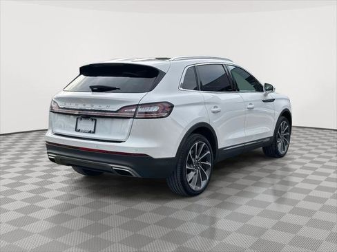 Used 2022 Lincoln Nautilus Reserve w/ Equipment Group 201A image 3