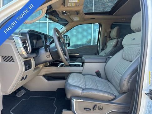 Used 2026 Ford F350 Platinum w/ Platinum Plus Package AWD/4WD image 9