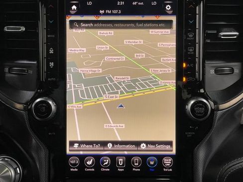 Used 2019 RAM 1500 Limited image 10