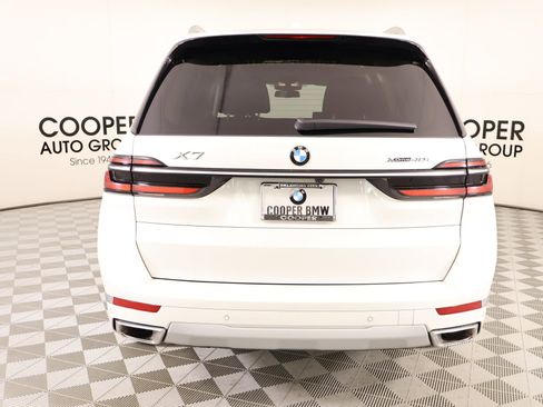 Used 2025 BMW X7 xDrive40i image 25