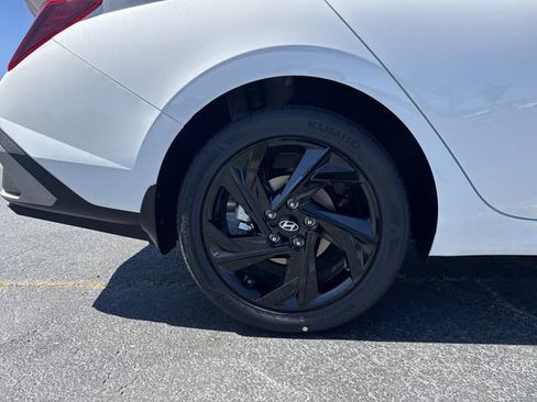 New 2026 Hyundai Elantra Sport FWD image 19