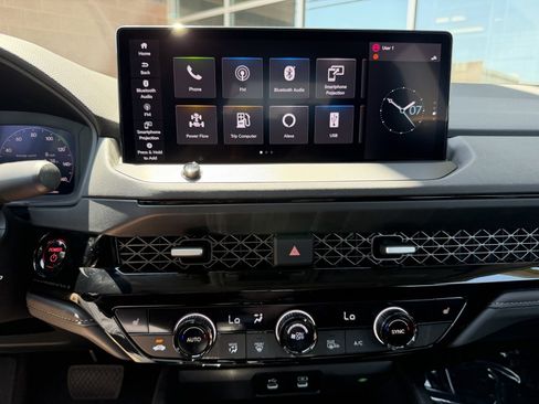 Used 2023 Honda Accord EX-L image 18