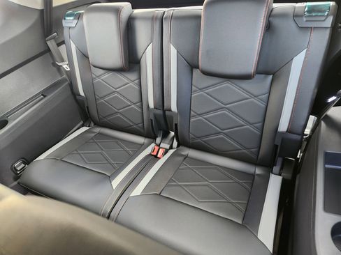 New 2026 Volkswagen Atlas Peak Edition AWD/4WD image 24