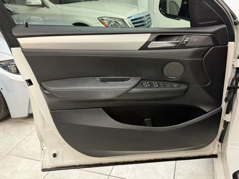 Used 2016 BMW X4 xDrive28i image 14