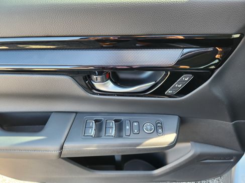 Certified 2024 Honda CR-V EX-L image 17