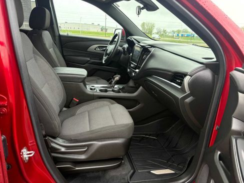 Used 2023 Chevrolet Traverse LT AWD/4WD image 13