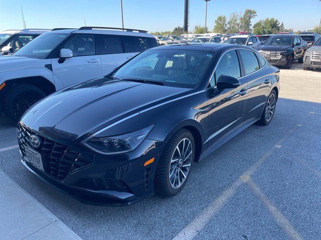 Certified 2023 Hyundai Sonata Limited FWD image 3