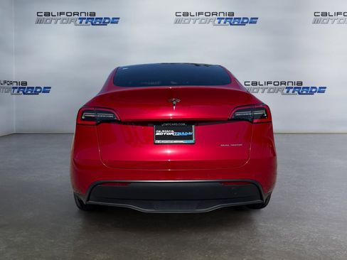 Used 2021 Tesla Model Y Long Range AWD/4WD image 6