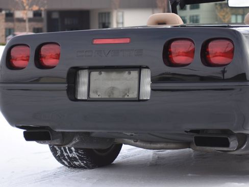 Used 1994 Chevrolet Corvette Convertible image 22
