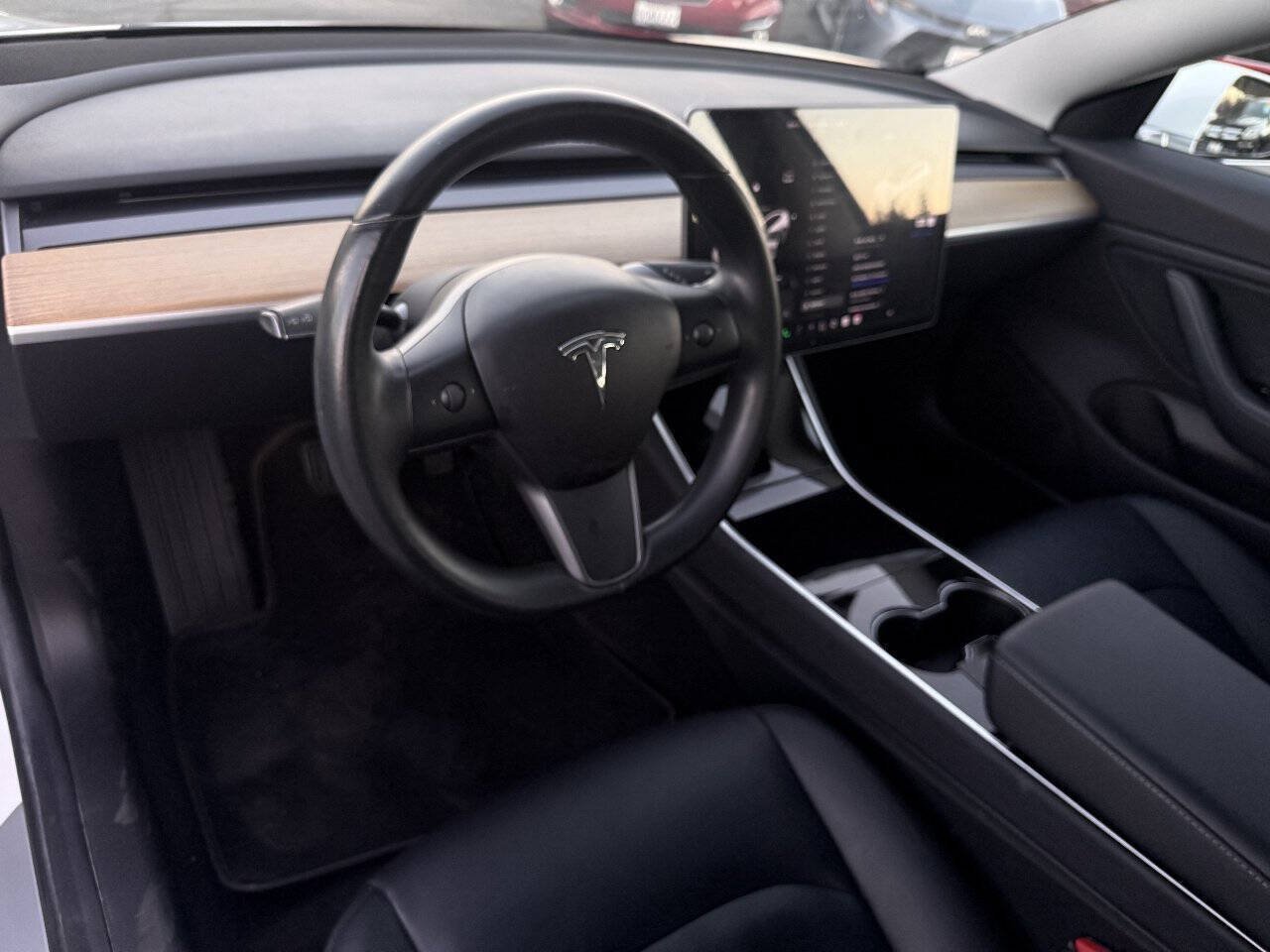 Used 2018 Tesla Model 3 Long Range RWD image 18
