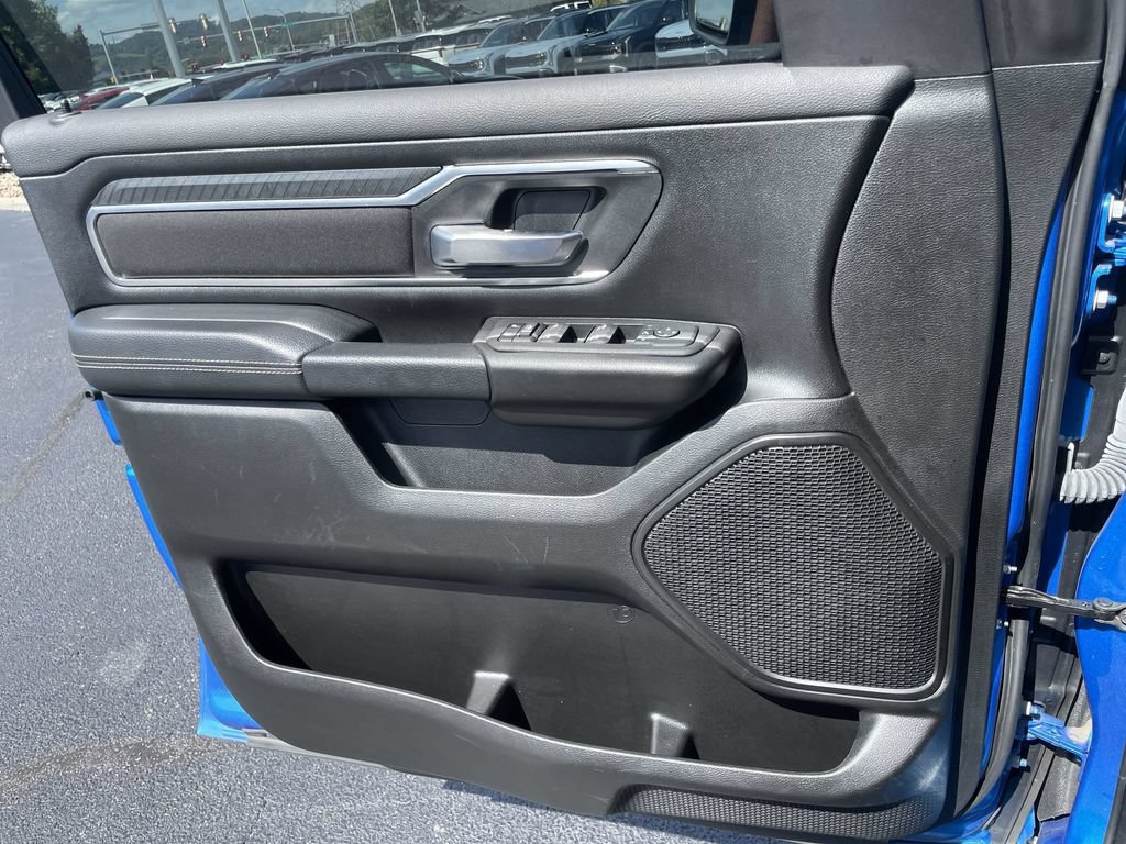 Used 2025 RAM 1500 Big Horn AWD/4WD image 19