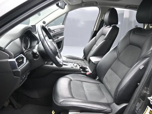 Used 2019 MAZDA CX-5 Touring FWD image 10