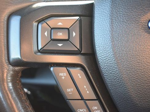 Used 2021 Ford Expedition King Ranch image 24