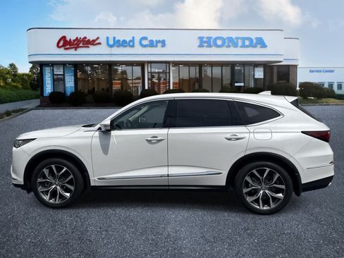 Used 2024 Acura MDX SH-AWD w/ Technology Package image 2