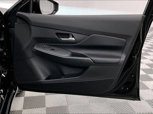 New 2027 Nissan Sentra SV w/ Floor Mat Package FWD image 33