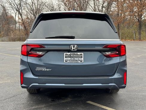 Certified 2026 Honda Odyssey EX-L image 5