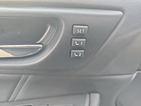 Used 2019 Subaru Outback 2.5i Limited image 12