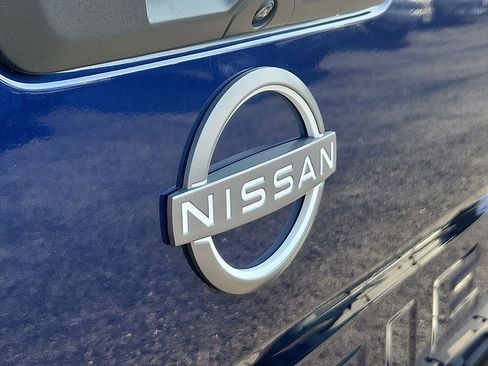 Certified 2022 Nissan Frontier SV image 30